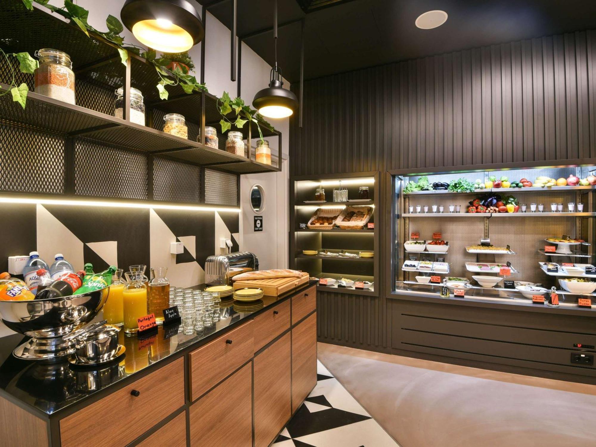 Ibis Baku City 外观 照片